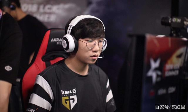 浮出水面 浮出水面