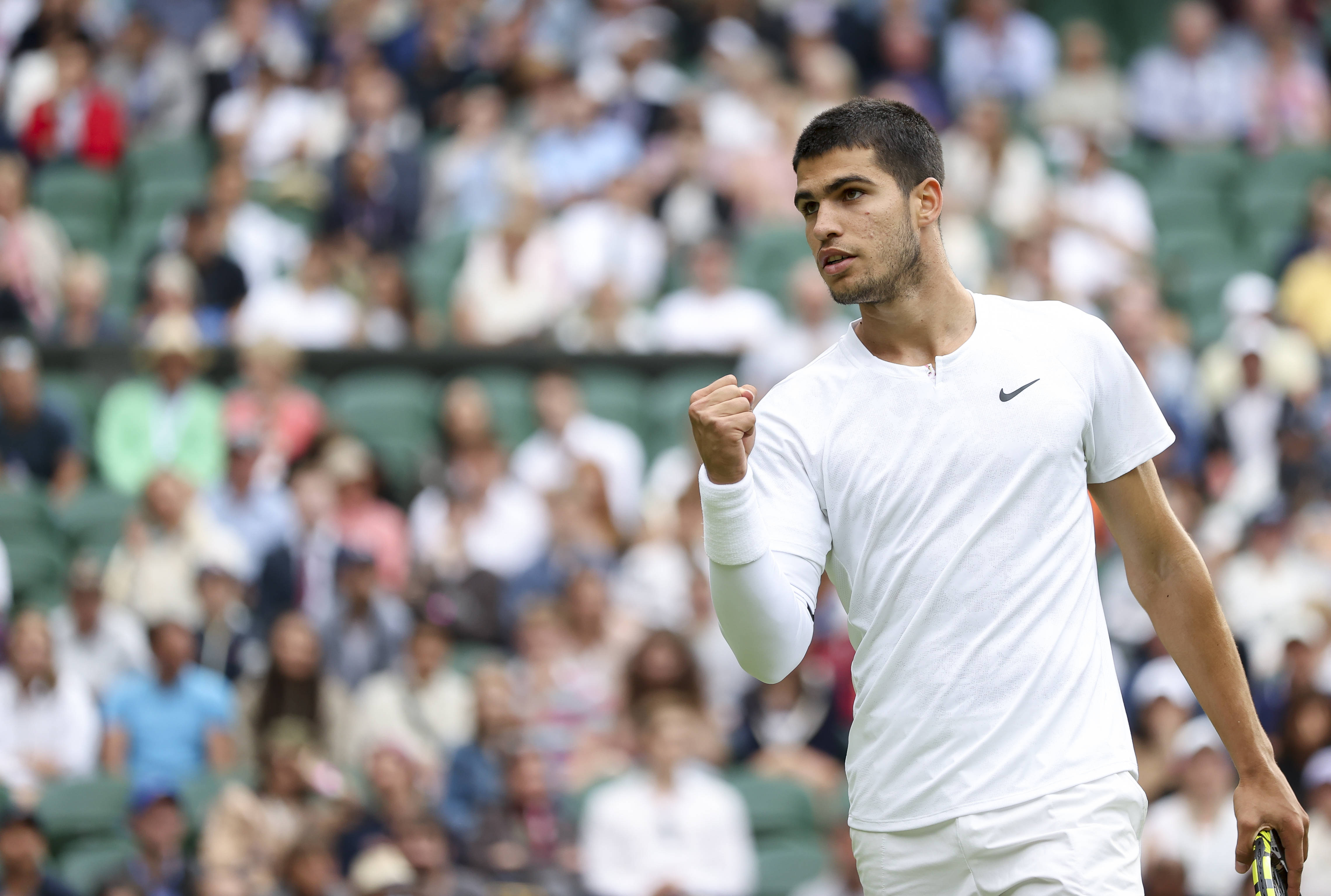 和中场渗透 和中场渗透