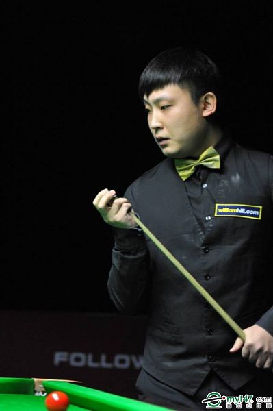 年轻后场的 年轻后场的