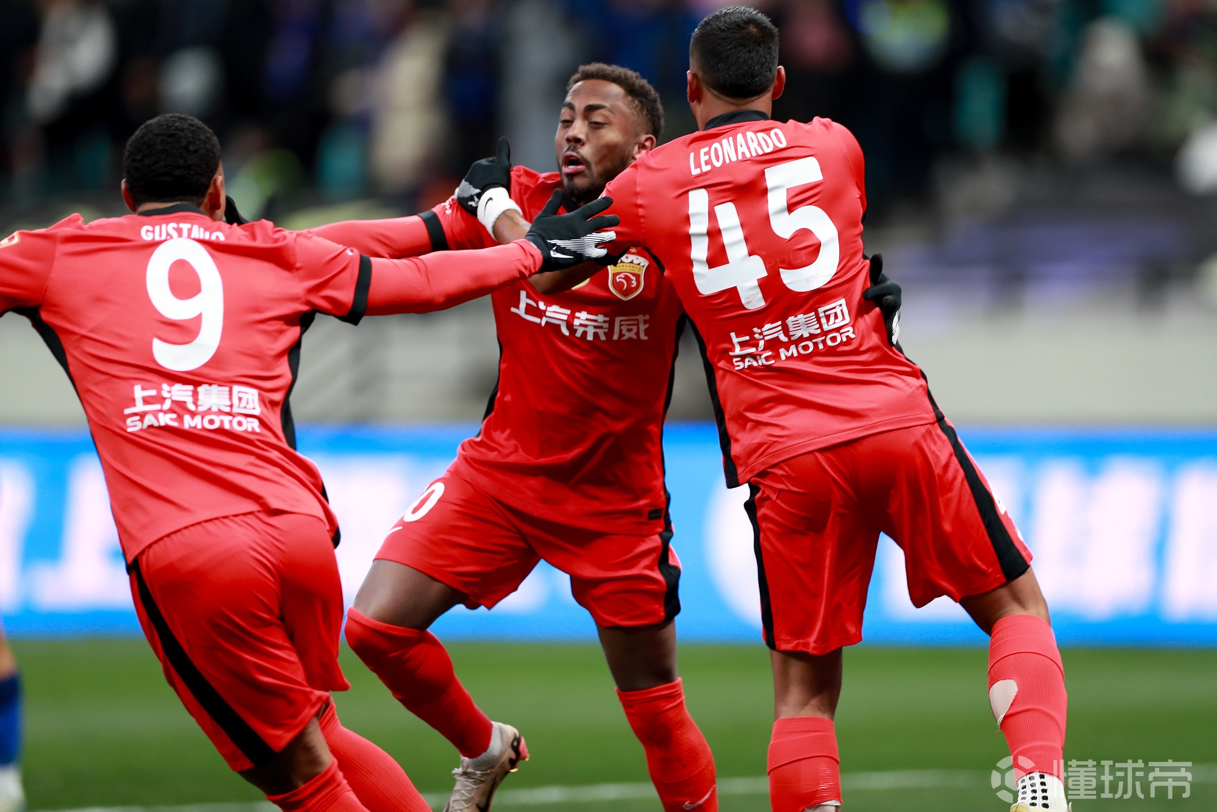 凭借这种持 凭借这种持