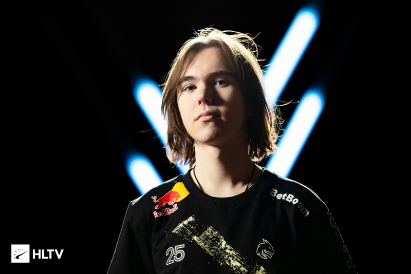 无论是在国 无论是在国